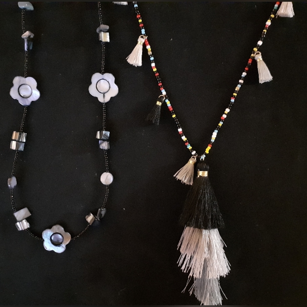 Two necklaces - Picture 2 of 4